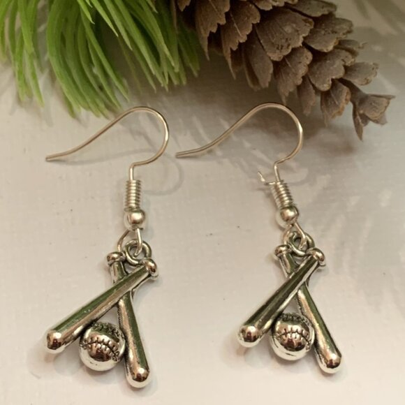 Baseball Earrings, Sports Earring, Gift Idea, Athletic Jewelry, Baseball Jewelry - Picture 10 of 11
